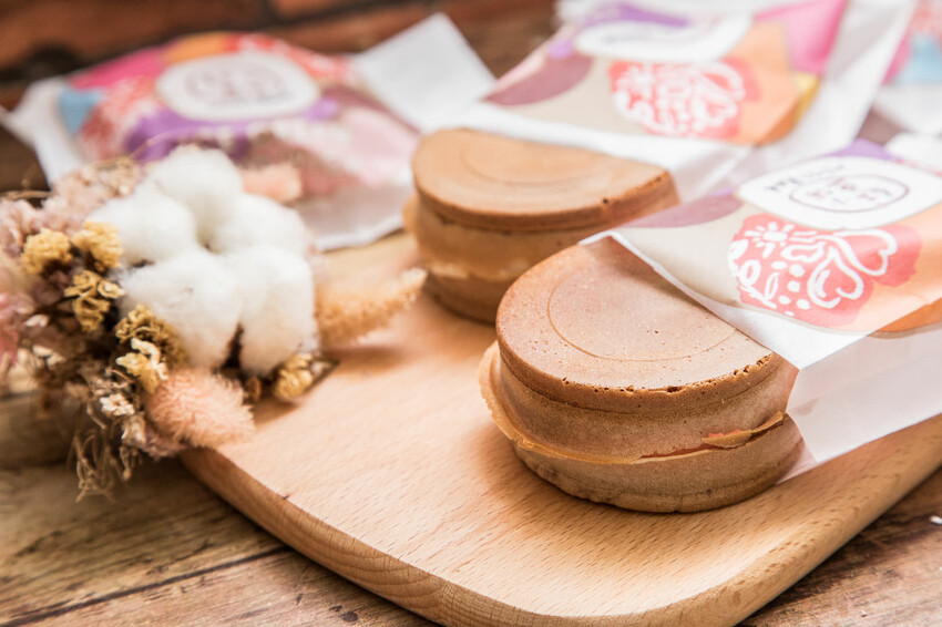 桃園紅豆小舖冰車輪餅!日夢幻甜點團購必搶,口感獨特酥脆冰涼。