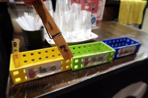 宮綺308 昆布の鍋：公館吃到飽 宮綺308火鍋 只要358肉肉吃到飽 平日優惠套餐超划算 不收一成吃到飽火鍋~