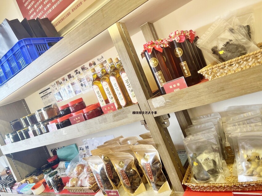 /tmp/phpDWxOoX /tmp/phpDWxOoX