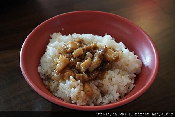 【桃園滷肉飯推薦】上座古傳滷肉飯|黑金滷汁、回憶系便當,吃一 【桃園滷肉飯推薦】上座古傳滷肉飯|黑金滷汁、回憶系便當,吃一