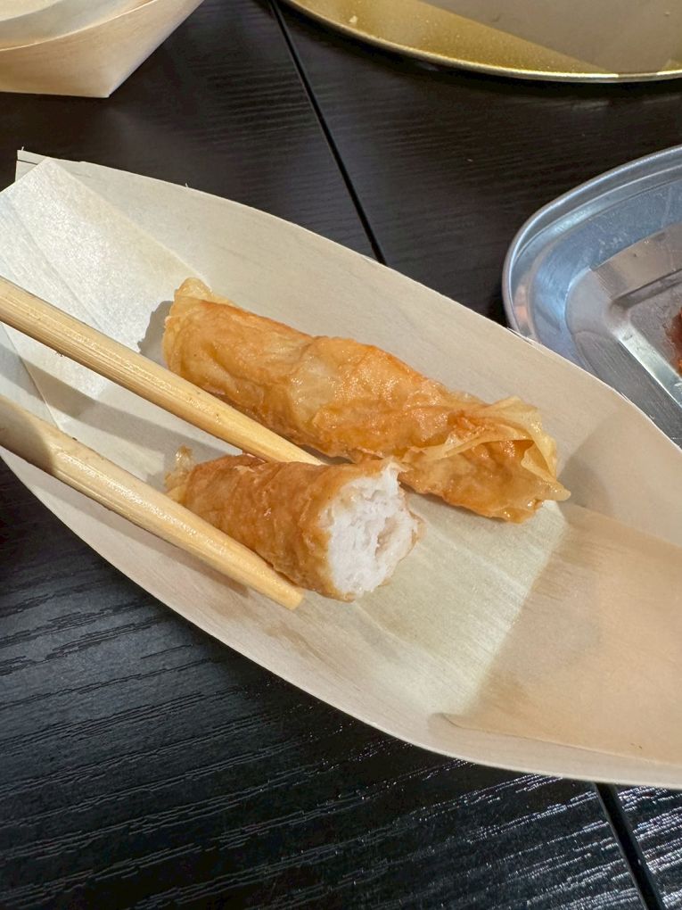 桃園龜山平價美食推薦!上座古傳滷肉飯專賣店超懷舊,古早摩天輪套餐。