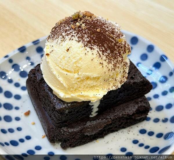 【林口龜山 澳式咖啡廳 早午餐(澳洲打工度假咖啡師】NoVA 【林口龜山 澳式咖啡廳 早午餐(澳洲打工度假咖啡師】NoVA