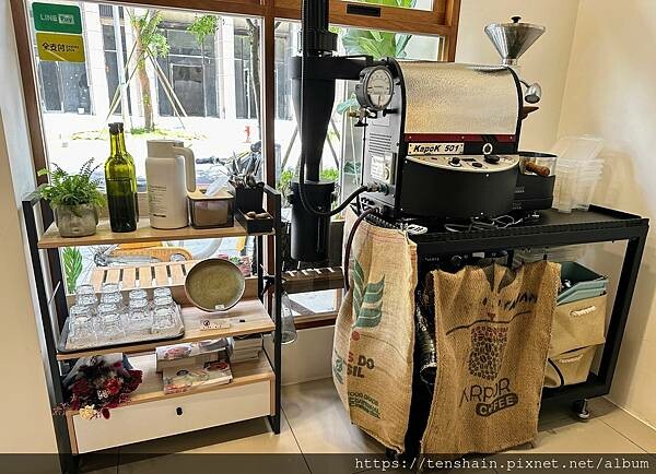 【林口龜山 澳式咖啡廳 早午餐(澳洲打工度假咖啡師】NoVA 【林口龜山 澳式咖啡廳 早午餐(澳洲打工度假咖啡師】NoVA