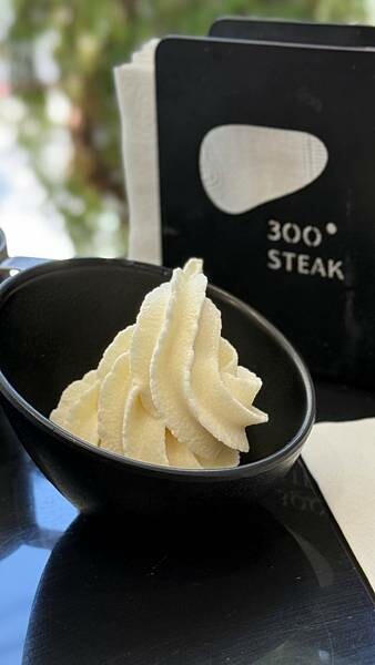 IMG_7144.jpg IMG_7144.jpg