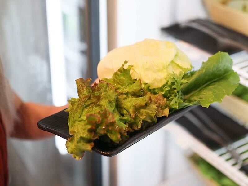 竹北燒肉吃到飽!肉當家燒肉一番799和牛海鮮任你點,啤酒也喝到飽。