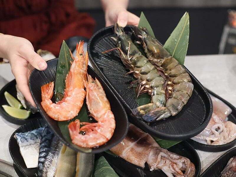 竹北燒肉吃到飽!肉當家燒肉一番799和牛海鮮任你點,啤酒也喝到飽。