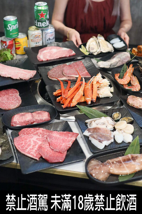 竹北燒肉吃到飽!肉當家燒肉一番799和牛海鮮任你點,啤酒也喝到飽。