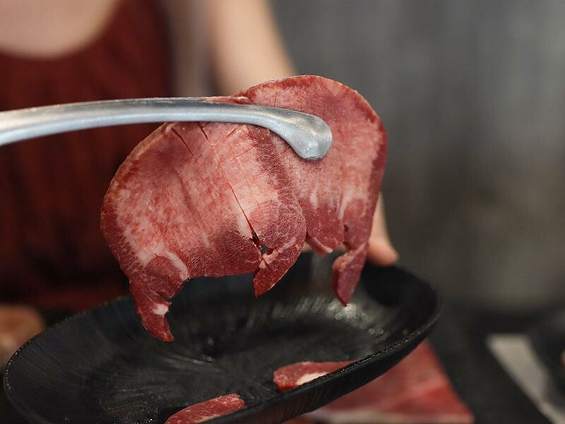 竹北燒肉吃到飽!肉當家燒肉一番799和牛海鮮任你點,啤酒也喝到飽。