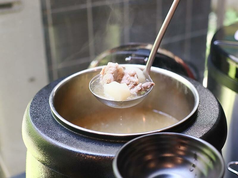 竹北燒肉吃到飽!肉當家燒肉一番799和牛海鮮任你點,啤酒也喝到飽。