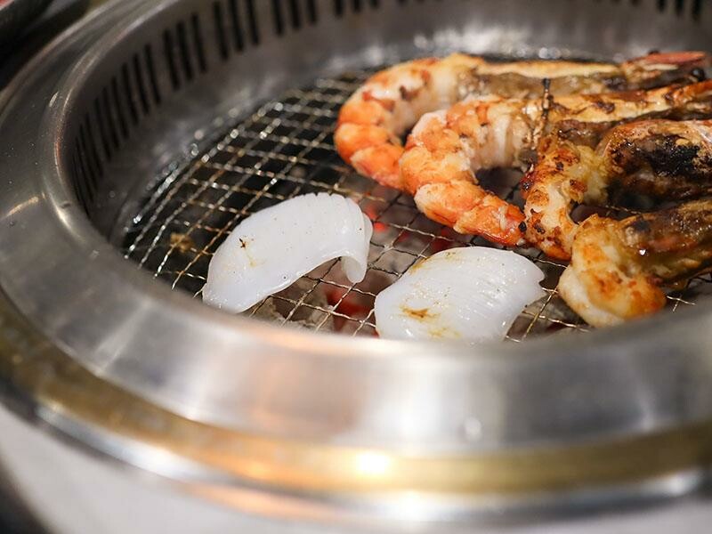 竹北燒肉吃到飽!肉當家燒肉一番799和牛海鮮任你點,啤酒也喝到飽。