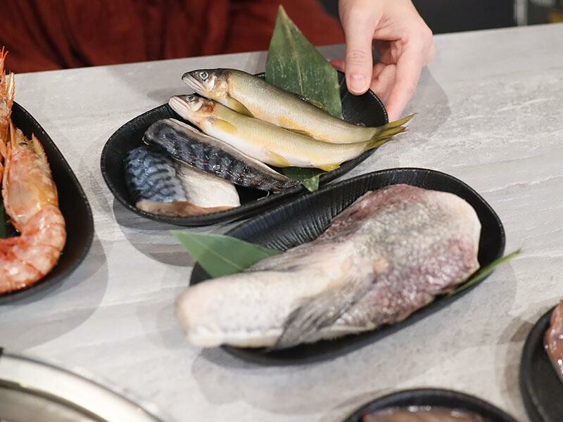 竹北燒肉吃到飽!肉當家燒肉一番799和牛海鮮任你點,啤酒也喝到飽。