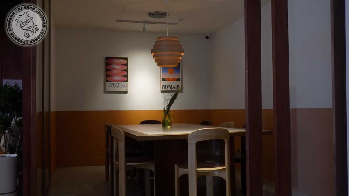 西門町咖啡廳推薦!Lost and Found西門店限定開心果阿芙加朵,早午餐必吃。