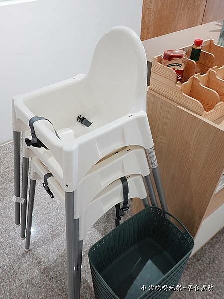 1樓用餐環境-2025成真咖啡桃園中正店 (2).jpg 1樓用餐環境-2025成真咖啡桃園中正店 (2).jpg