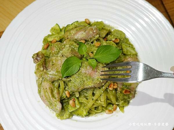 青醬香草雞義大利麵-2025成真咖啡桃園中正店 (1).jpg 青醬香草雞義大利麵-2025成真咖啡桃園中正店 (1).jpg