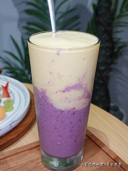 甜莓鋒芒果昔冰沙-2025成真咖啡桃園中正店.jpg 甜莓鋒芒果昔冰沙-2025成真咖啡桃園中正店.jpg