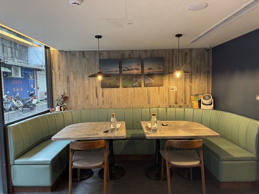 禾多餐酒館｜小巨蛋巷弄裡的高人氣餐酒館，餐點充滿驚喜超好吃。大推花雕酒奶油海鮮燉飯。約會聚餐首選 – 艾瑞絲的吃貨日常