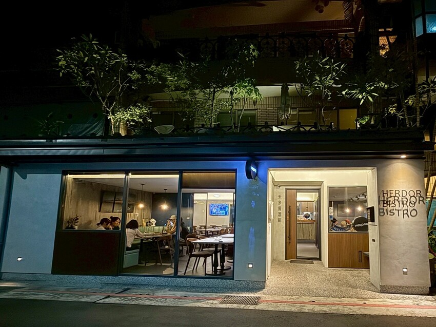 禾多餐酒館 小巨蛋店 餐廳環境 (4).jpg