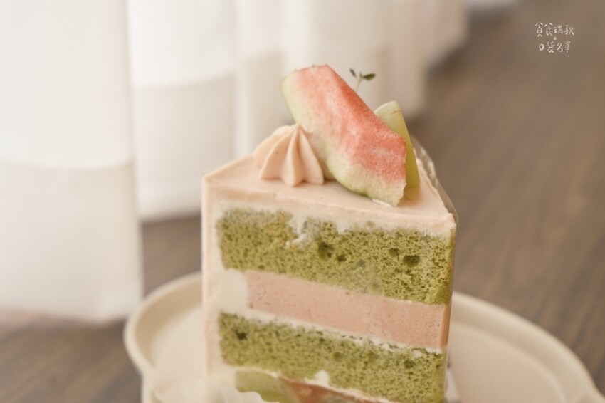 甘梅紅心芭樂蛋糕