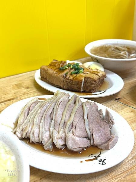 |台北內湖‧台式| 內科午餐吃什麼《包子&ME 嘉義火雞肉飯