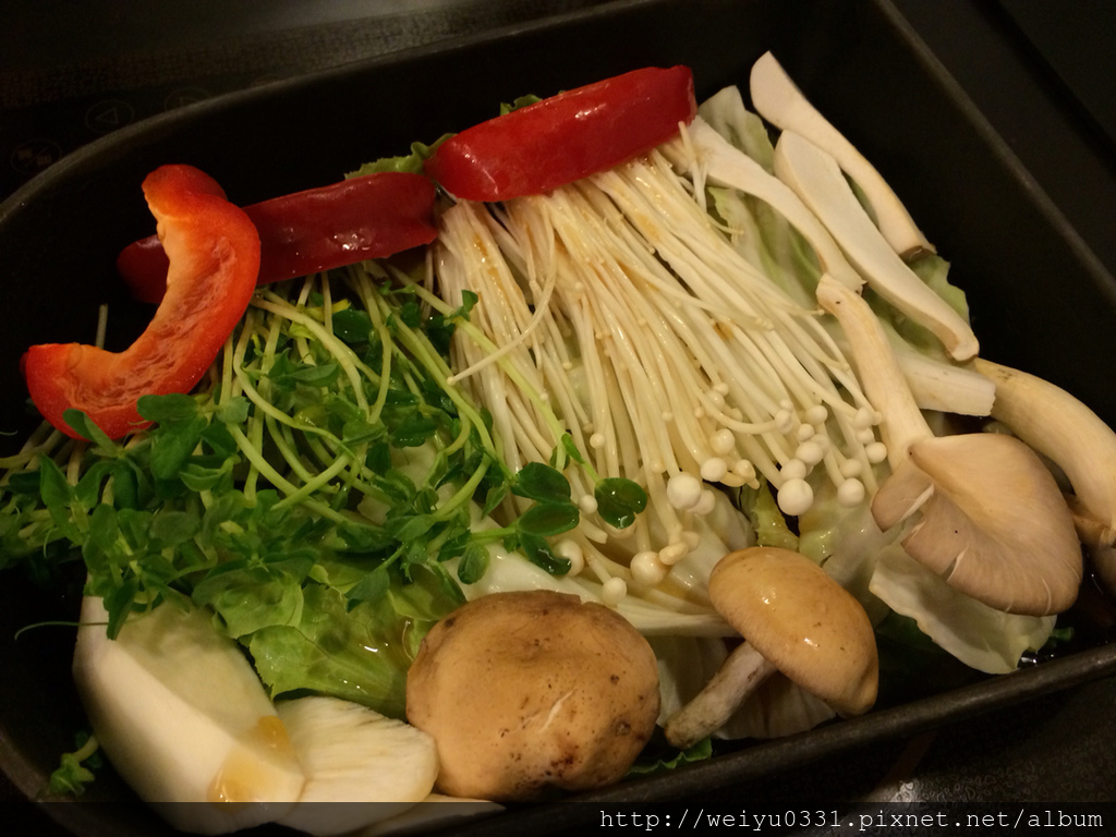 古亭捷運站巷弄人氣美食、中正紀念堂壽喜燒吃到飽－《鋤燒壽喜燒》杭州店！