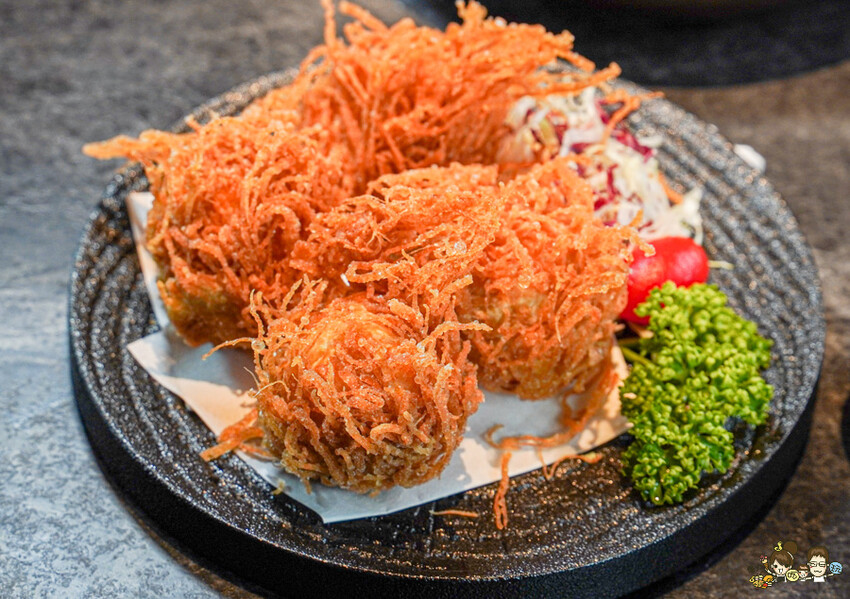 全台首間海港燒肉 1928燒肉總鋪-高流海洋店，最美療癒海港燒肉隱藏鯨魚06館 、海洋限定美食、高雄輕軌美食 - 跟著尼力吃喝玩樂＆親子生活