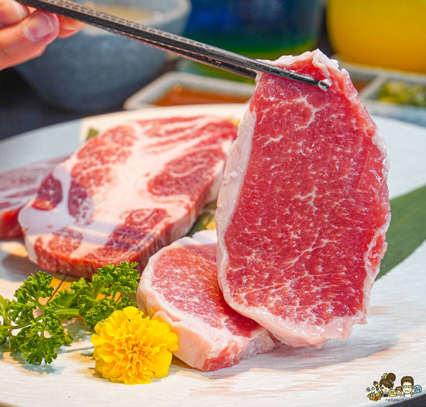 全台首間海港燒肉 1928燒肉總鋪-高流海洋店，最美療癒海港燒肉隱藏鯨魚06館 、海洋限定美食、高雄輕軌美食 - 跟著尼力吃喝玩樂＆親子生活