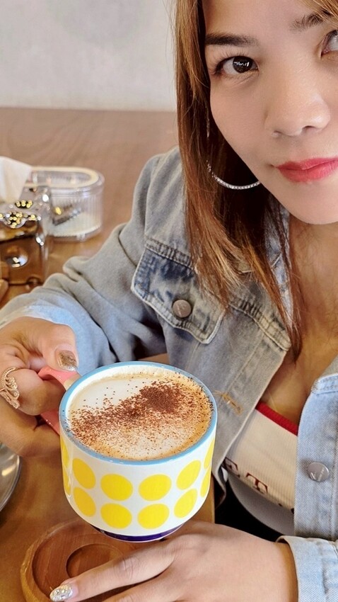 邪惡起司瀑布大爆發！經典美式牛肉漢堡必吃推薦，還有玉米濃湯、氣泡飲料免費喝！！