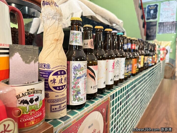 大稻埕復古老宅咖啡廳！窩窩咖啡Wooo Coffee打造懷舊港式料理與藝文空間。