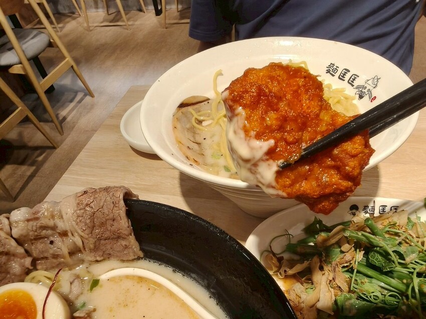 “內湖拉麵推薦”西湖麵匡匡拉麵食堂-麵條爽滑Q彈加麵不加價!