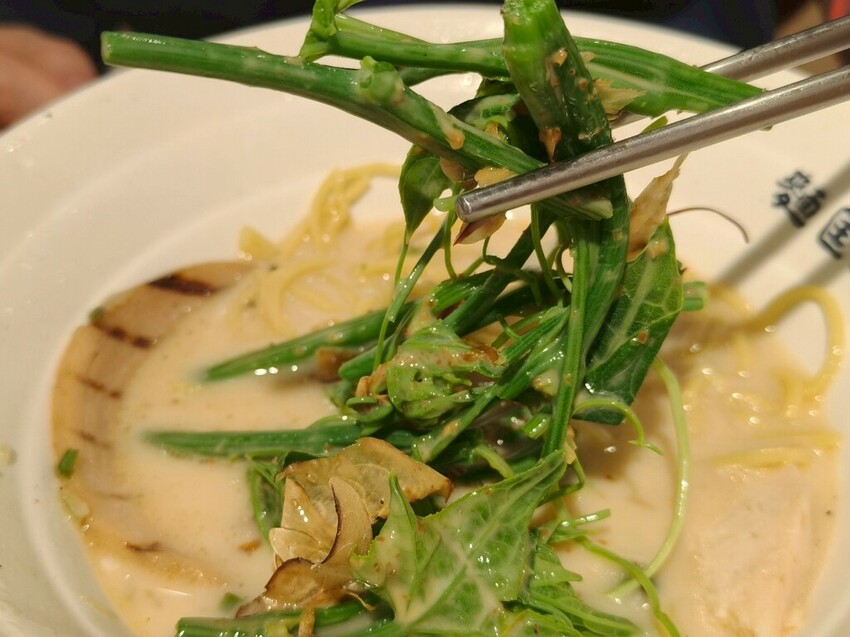 “內湖拉麵推薦”西湖麵匡匡拉麵食堂-麵條爽滑Q彈加麵不加價!