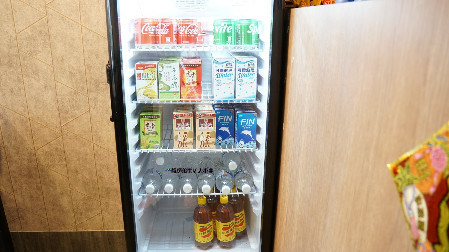 /tmp/phpadWX78 /tmp/phpadWX78