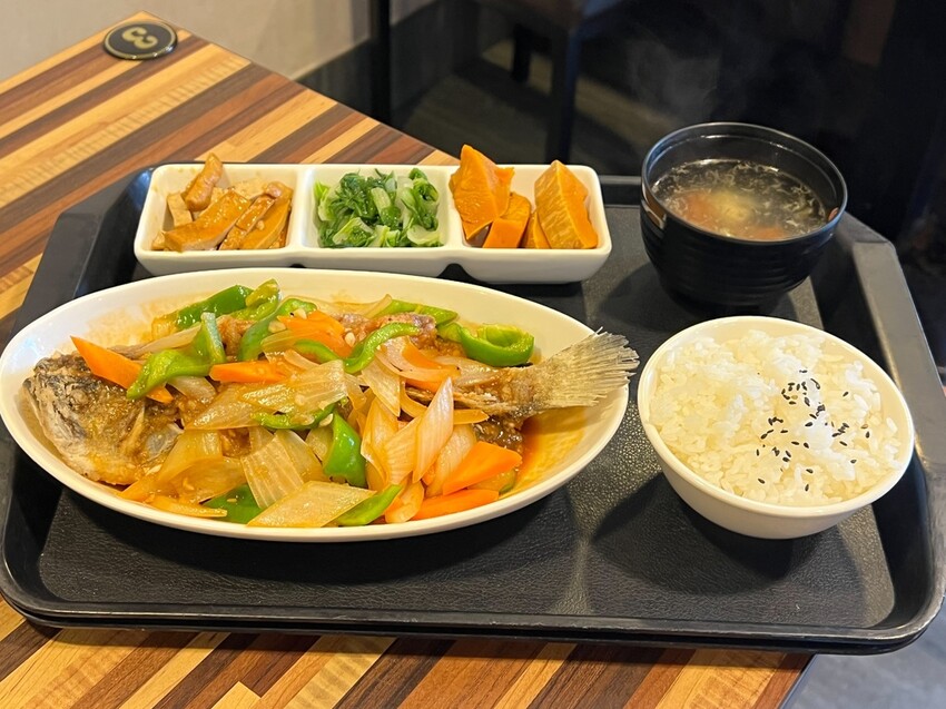 （新店美食）禾田複合式餐坊～安坑老街附近在地私房美食！鮮魚料