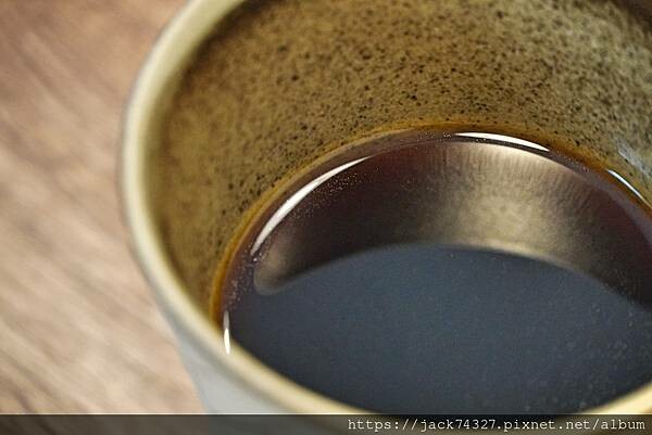{台中美食}黑宿咖啡 Hei-Siou Café /悠閒靜謐