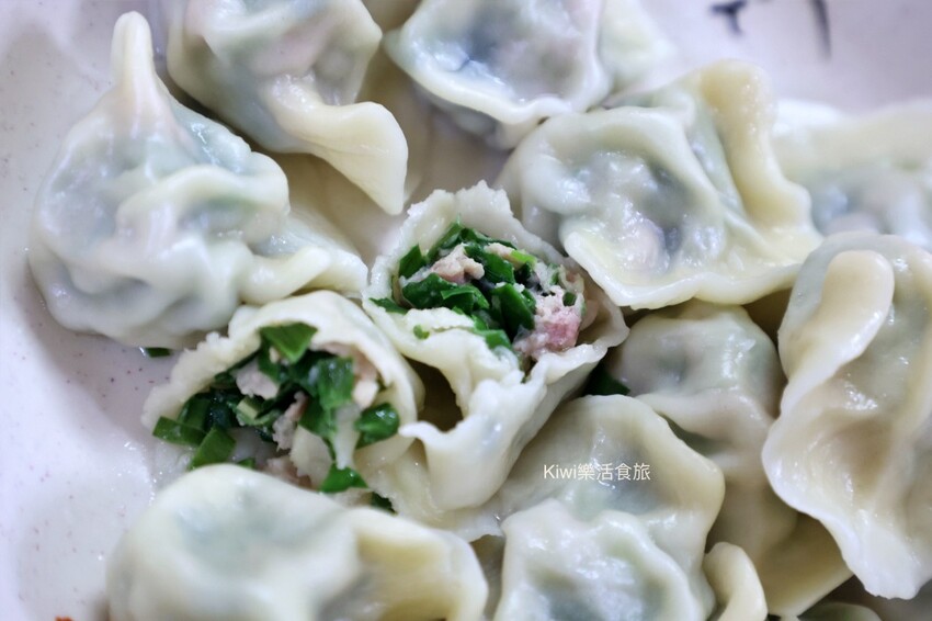 彰化金記牛肉麵超高CP值！牛肉麵70元還免費加麵，銅板價吃超飽。