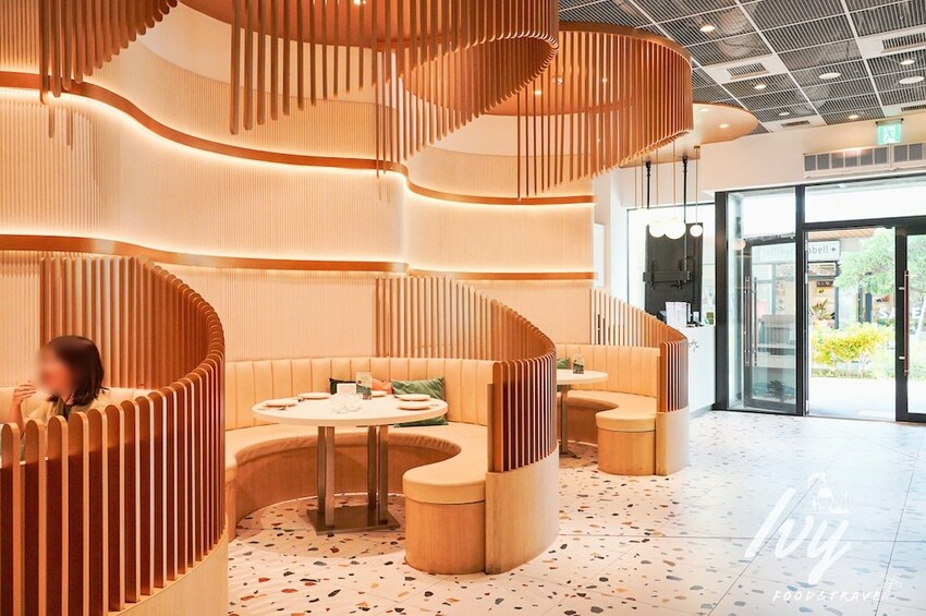 Lady nara|台中三井outlet美食推薦,全新菜單上線,創意的新泰式料理,就連辣度都能調整,必點打拋豬、泰式河粉、冬蔭湯、舒芙蕾!! - 艾薇覓食趣