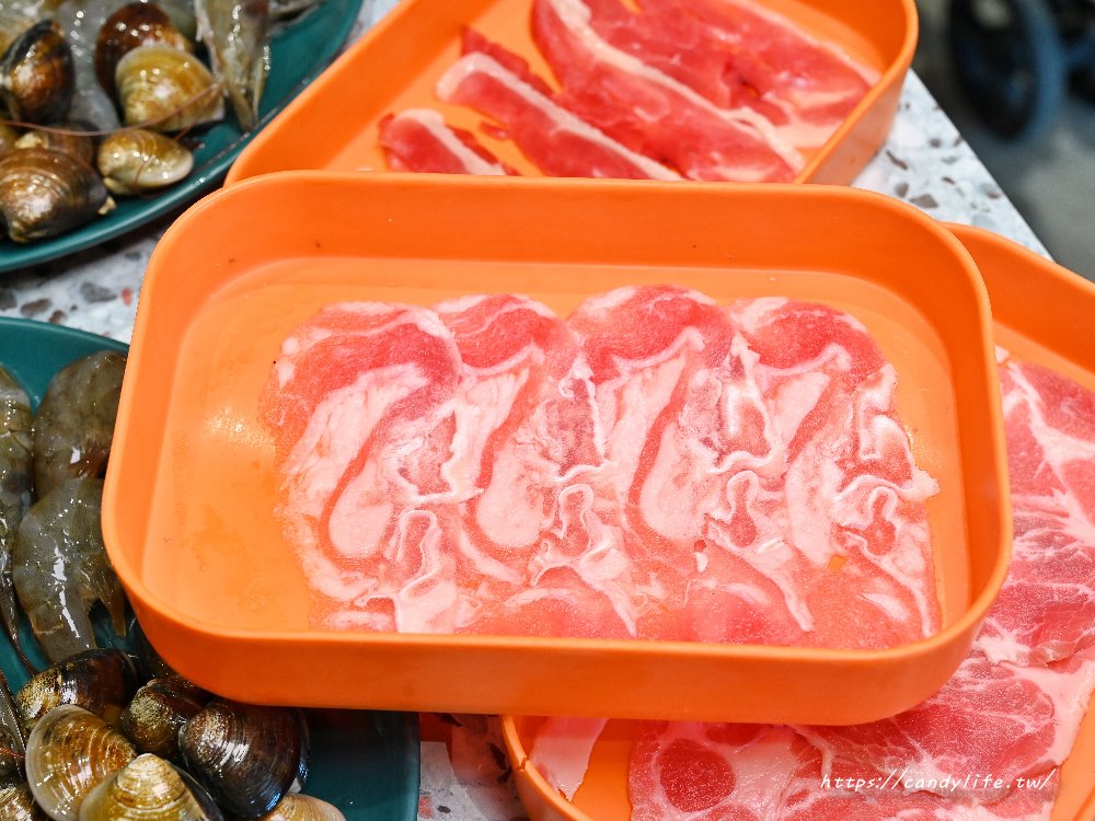 絕品饕鍋｜台中海線高CP值吃到飽！只要539元起，享肉品、海鮮、蔬菜、熟食、甜點等無限放題 - 糖糖's 享食生活