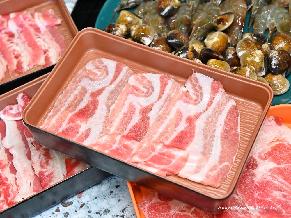 絕品饕鍋｜台中海線高CP值吃到飽！只要539元起，享肉品、海鮮、蔬菜、熟食、甜點等無限放題 - 糖糖's 享食生活