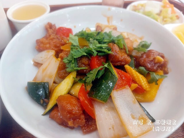 【高雄Ω前鎮區】三餐暖食（光華店）｜米其林指南2024推薦餐