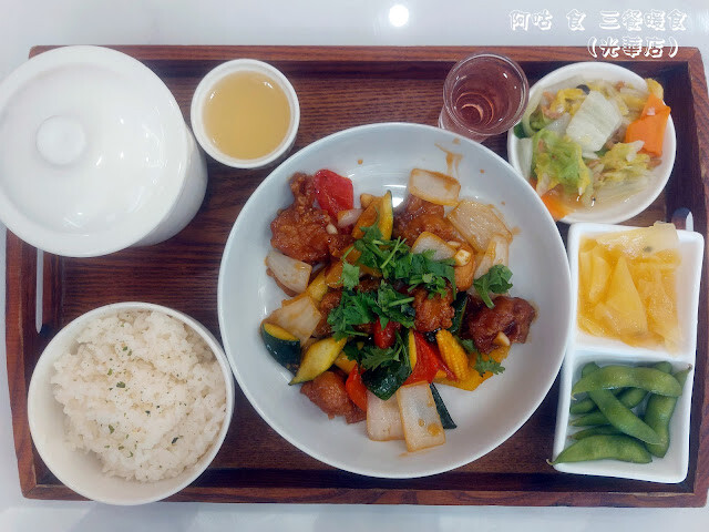 【高雄Ω前鎮區】三餐暖食（光華店）｜米其林指南2024推薦餐