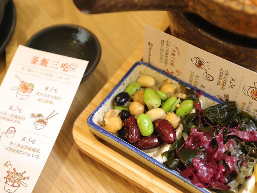 Mochi Mochi 鬆餅屋:必吃日本釜飯一飯三吃超澎湃/舒芙蕾鬆餅完美甜點/台南三井店午晚餐推薦