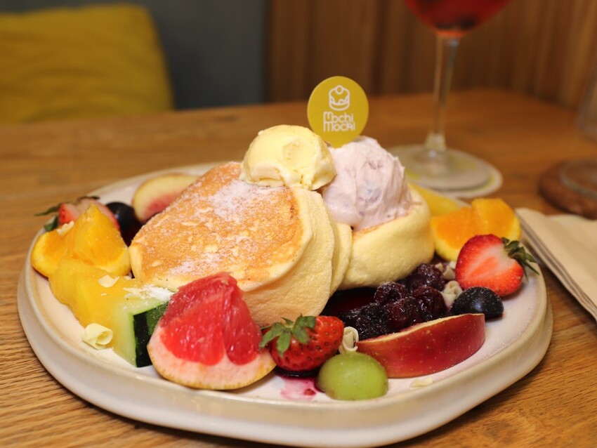 Mochi Mochi 鬆餅屋:必吃日本釜飯一飯三吃超澎湃/舒芙蕾鬆餅完美甜點/台南三井店午晚餐推薦