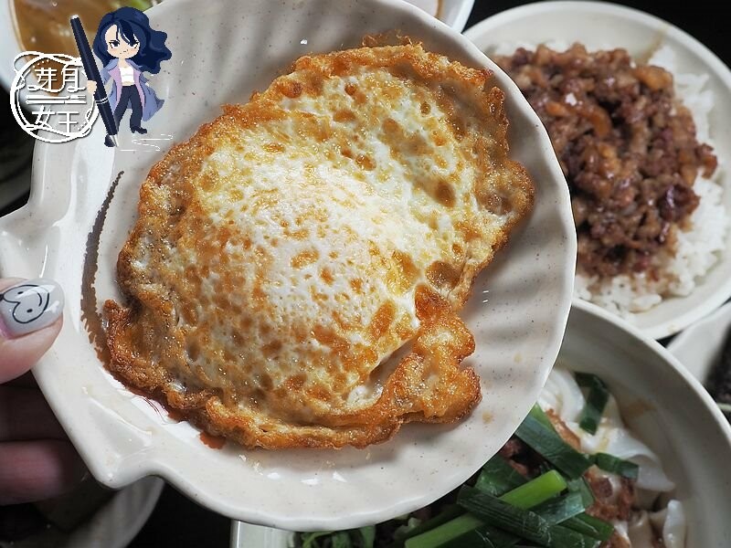 從彰化來的好吃大份量粵式胡椒雞,好多雞腿肉，桃園第一家~還有獨家滷肉米干，只有桃園才有！！