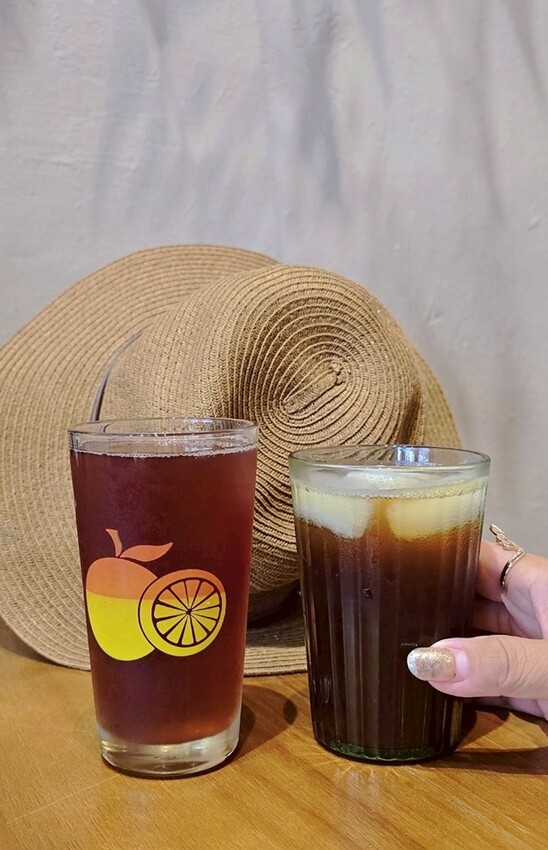 喜啵餐室|懷舊氛圍裡的人氣手作三角飯丸、野菜沙拉,打開食慾美食就在這!!