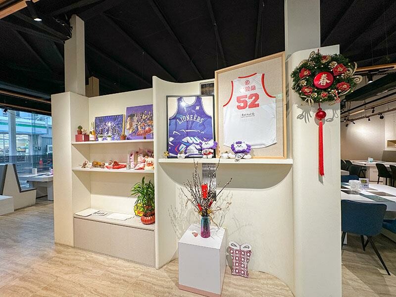 竹北火鍋推薦玖享聚鍋物！299元平日商業午餐，搭吃到飽自助吧超值。