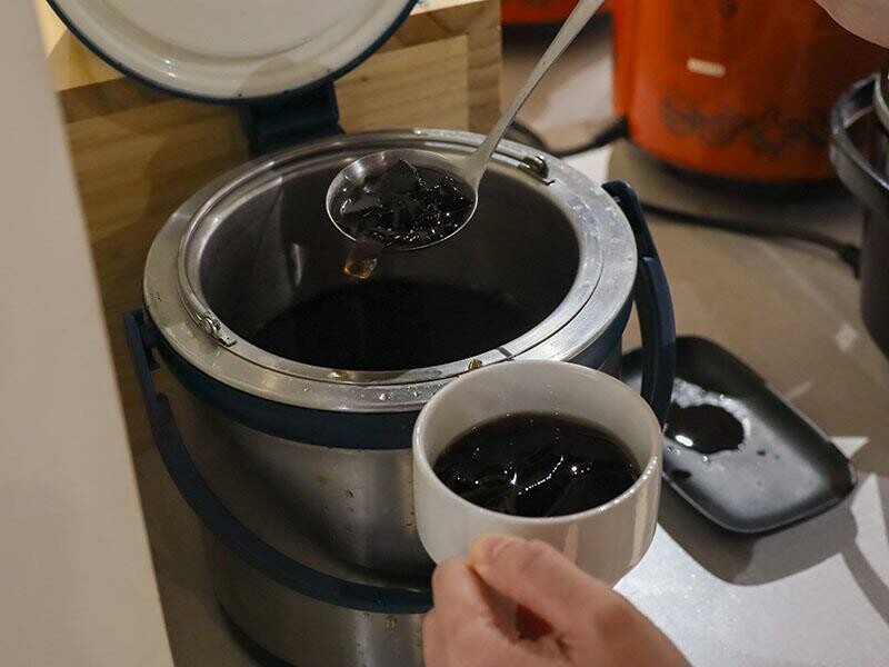 竹北火鍋推薦玖享聚鍋物！299元平日商業午餐，搭吃到飽自助吧超值。