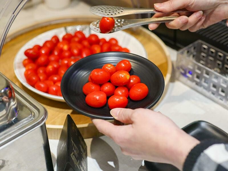 竹北火鍋推薦玖享聚鍋物！299元平日商業午餐，搭吃到飽自助吧超值。