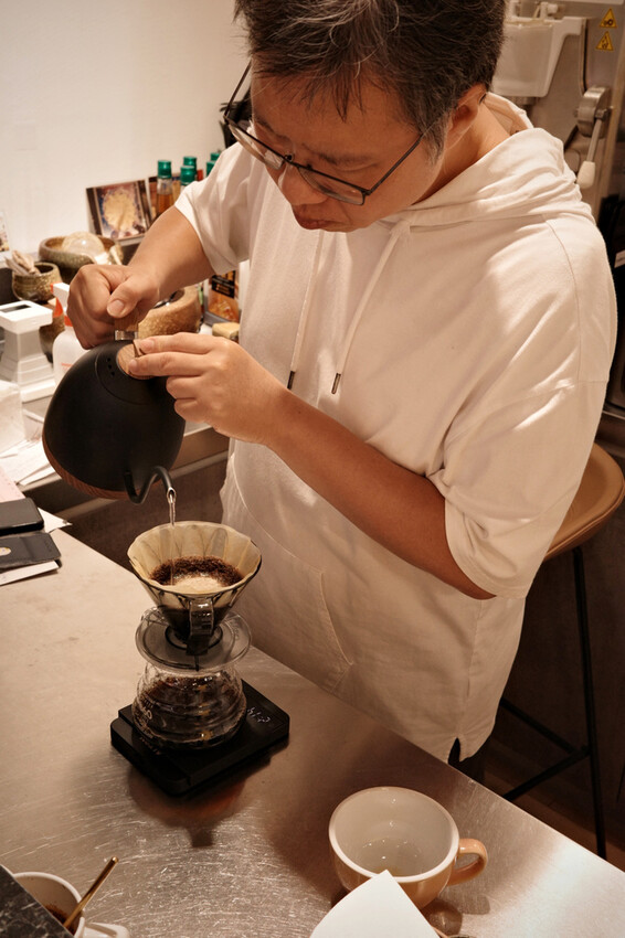 台南咖啡推薦【植也咖啡】成大巷弄裡的咖啡廳秘境│一杯手沖的慢 台南咖啡推薦【植也咖啡】成大巷弄裡的咖啡廳秘境│一杯手沖的慢