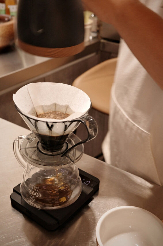 台南咖啡推薦【植也咖啡】成大巷弄裡的咖啡廳秘境│一杯手沖的慢 台南咖啡推薦【植也咖啡】成大巷弄裡的咖啡廳秘境│一杯手沖的慢