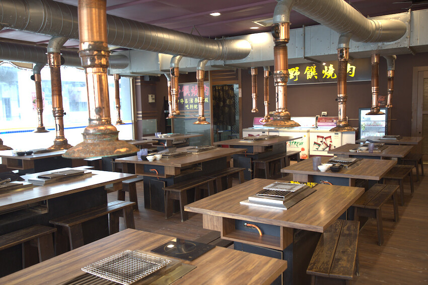 高雄燒肉吃到飽！野饌燒肉楠梓店，現撈活泰國蝦 頂級和牛吃到飽。