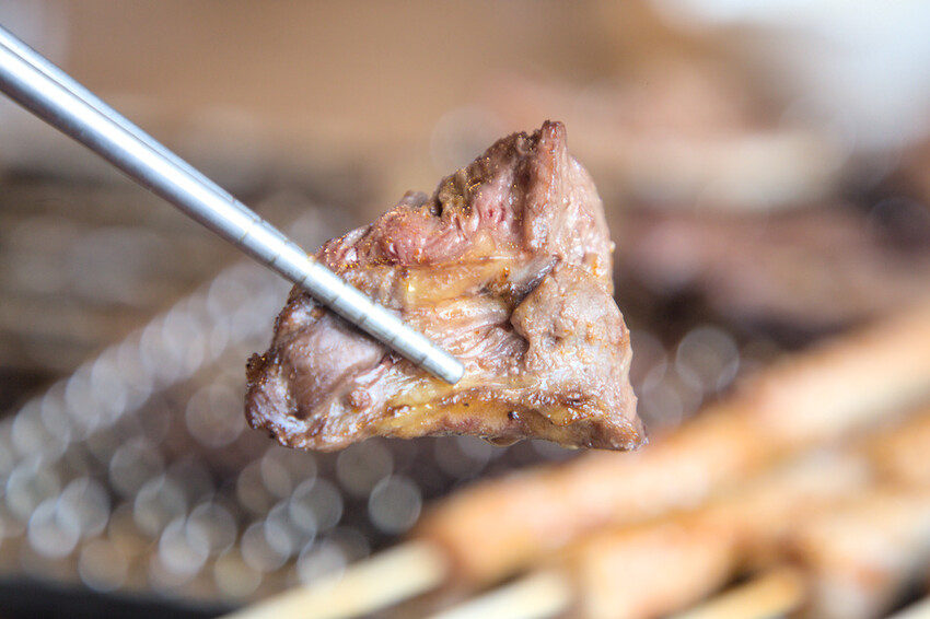 高雄燒肉吃到飽！野饌燒肉楠梓店，現撈活泰國蝦 頂級和牛吃到飽。